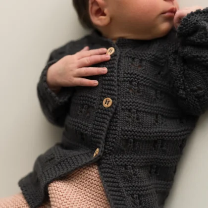 Chaqueta calada gris oscuro