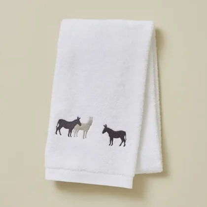 Toalla bordada au pré blanca